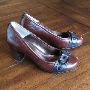 ⚡️6/$20⚡️Sofft Heels brown leather NWOT